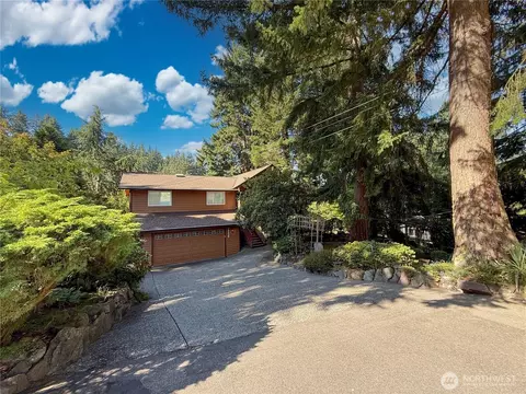 18428 74th Pl W, Edmonds, WA 98026