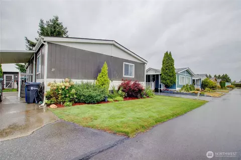 1120 S 25th St #27, Mount Vernon, WA 98274