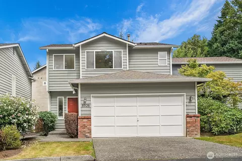 8026 NE 178th Ln #8, Kenmore, WA 98028