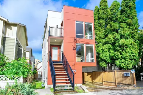 8853 Stone Ave N, Seattle, WA 98103