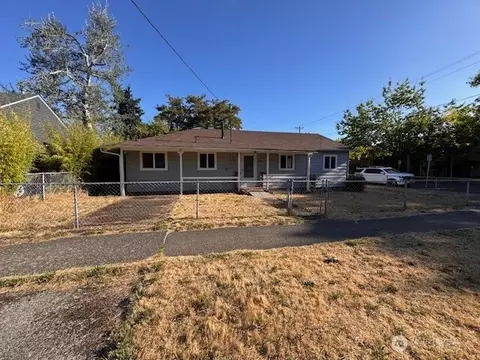4305 N Willis Blvd, Portland, OR 97203