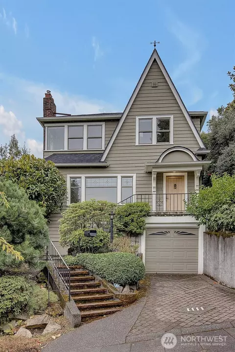 1111 4th Ave N, Seattle, WA 98109