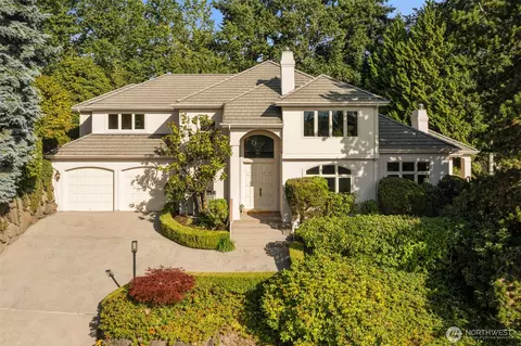 3636 113th Ave NE, Bellevue, WA 98004