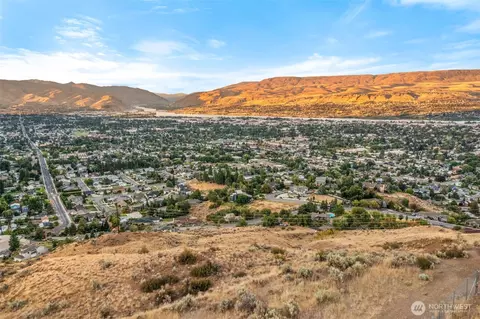 0 Skyline Dr, Wenatchee, WA 98801