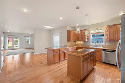 515 N Knapman Ave, Sequim, WA 98382 photo 7
