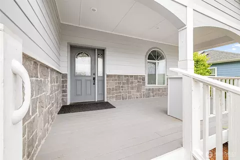 515 N Knapman Ave, Sequim, WA 98382 photo 2