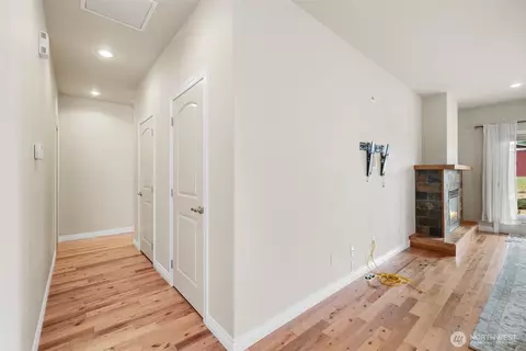 515 N Knapman Ave, Sequim, WA 98382 photo 11
