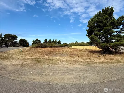 9 Nn State Route 105, Grayland, WA 98547