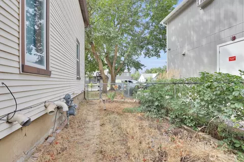 Exterior - 1529 E Desmet, Spokane, WA 99202 photo 1 of 5