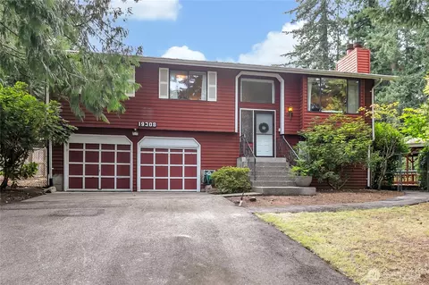 19308 78th St E, Bonney Lake, WA 98391