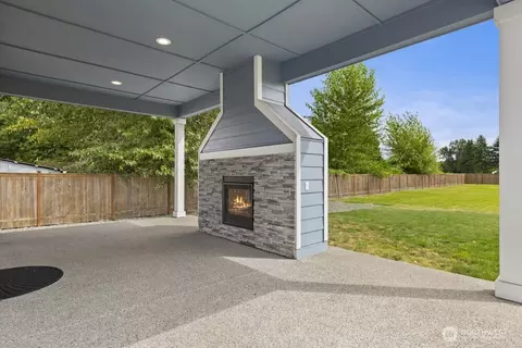 Exterior - 15210 Meade Mccumber Rd E, Sumner, WA 98390 photo 3 of 6
