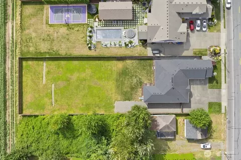 View/Area - 15210 Meade Mccumber Rd E, Sumner, WA 98390 photo 2 of 4