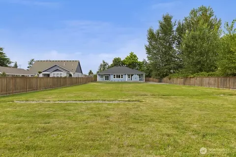 Exterior - 15210 Meade Mccumber Rd E, Sumner, WA 98390 photo 5 of 6