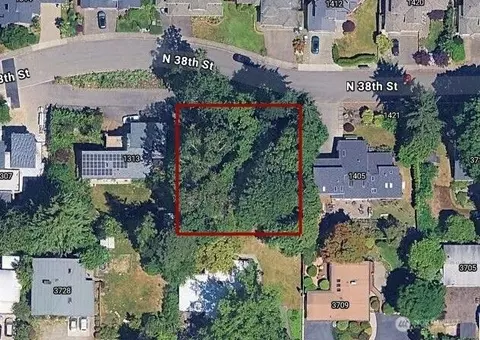1403 N 38th St, Renton, WA 98056