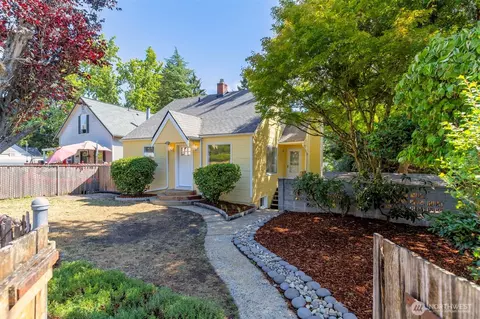 302 Dora Ave, Bremerton, WA 98312