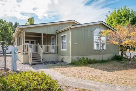 63 Heritage Blvd, Longview, WA 98632