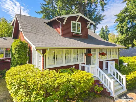 2425 SW 150th St, Burien, WA 98166