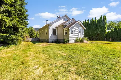 Exterior - 5947 Lawrence Rd, Everson, WA 98247 photo 4 of 9