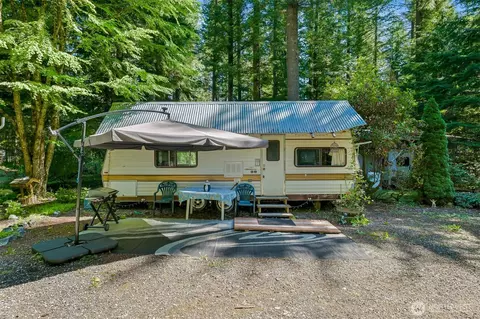 3013 Tower Rd, Maple Falls, WA 98266
