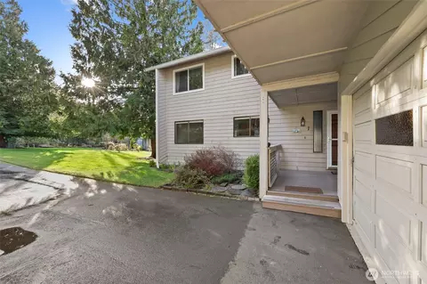 2520 70th Ave NW #1, Olympia, WA 98502