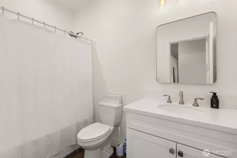 Bath - 104 Sequoia Ln, Onalaska, WA 98570 photo 3 of 3