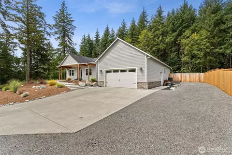 Exterior - 104 Sequoia Ln, Onalaska, WA 98570 photo 7 of 9