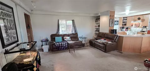 1921 208th St E #45, Spanaway, WA 98387 photo 4