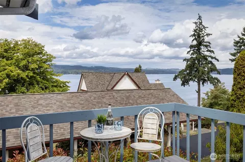 5046 NW Lakeness Rd, Poulsbo, WA 98370