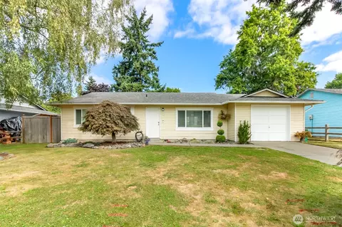 722 2nd Ave NE, Pacific, WA 98047