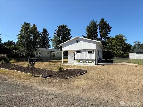 1413 322nd Pl, Ocean Park, WA 98640