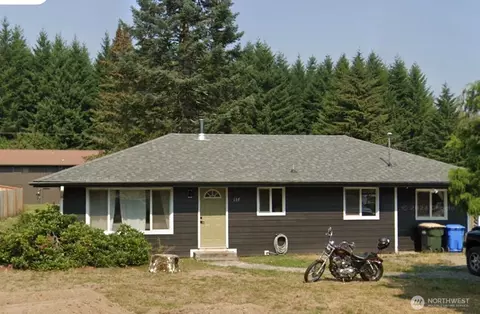 137 Main St E, Packwood, WA 98361
