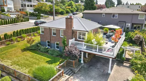 141 18th Ave, Kirkland, WA 98033