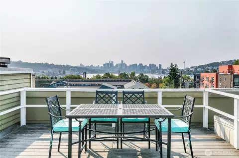 3420 Burke Ave N #B302, Seattle, WA 98103