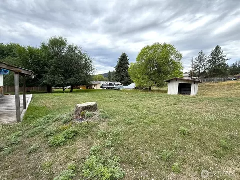 Exterior - 653 E 9th St, Republic, WA 99166 photo 1 of 4