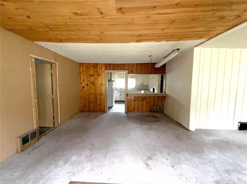 Living - 653 E 9th St, Republic, WA 99166 photo 1 of 3