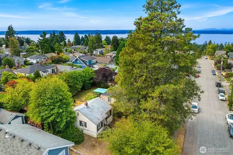 4113 SW Ida St, Seattle, WA 98136