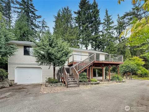 314 Snohomish Dr, La Conner, WA 98257