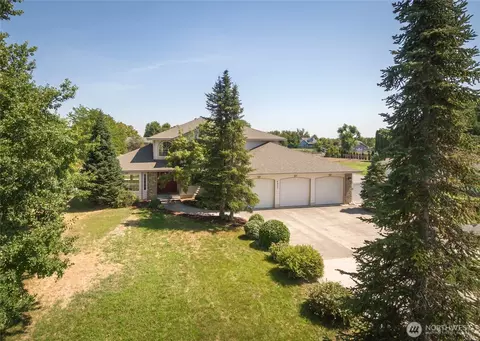 4857 NE Joey Rd, Moses Lake, WA 98837