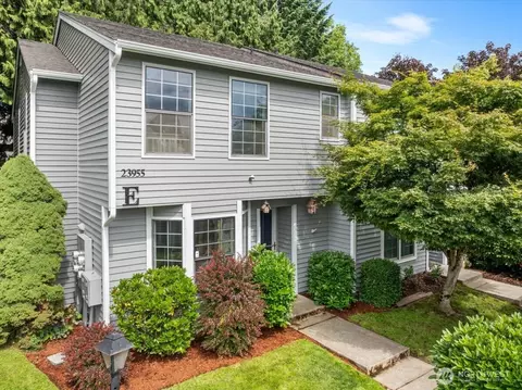 23955 58th Ct S #E1, Kent, WA 98032