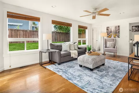 Living - 23101 20th Ave SE, Bothell, WA 98021 photo 4 of 7