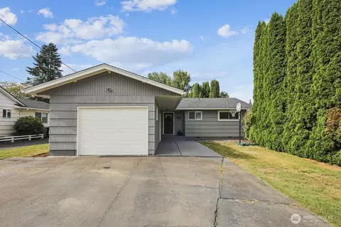 3319 Pine St, Longview, WA 98632 photo 2