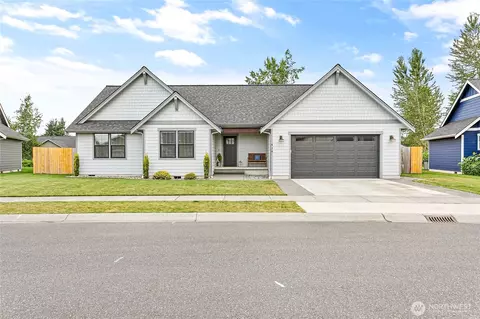 414 Cornerstone Dr, Sumas, WA 98295