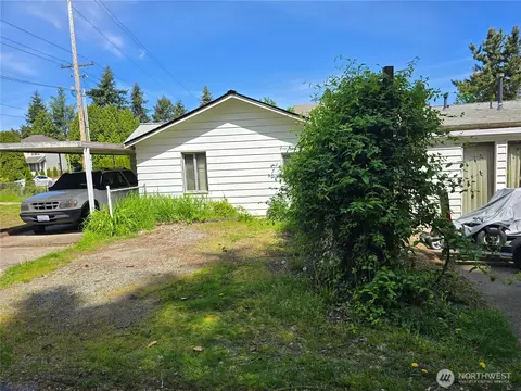 3642 172nd Ave NE, Redmond, WA 98052