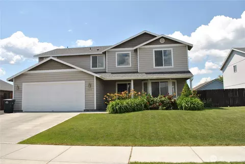 2012 S Stirling Ave, Moses Lake, WA 98837