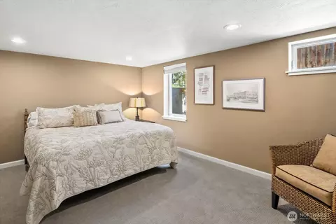 Bedroom - 324 Juniper St, Walla Walla, WA 99362 photo 3 of 4