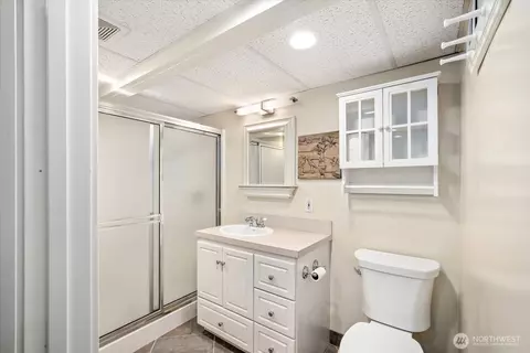 Bath - 324 Juniper St, Walla Walla, WA 99362 photo 5 of 5