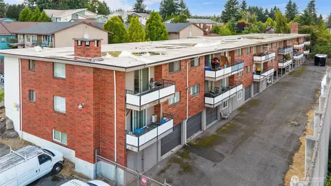 View/Area - 2517 Howard Ave, Everett, WA 98203 photo 1 of 4