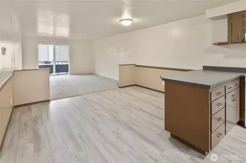 Living - 2517 Howard Ave, Everett, WA 98203 photo 2 of 2