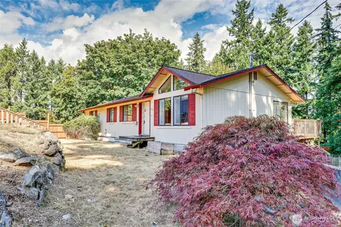 3233 View Dr NW, Bremerton, WA 98312