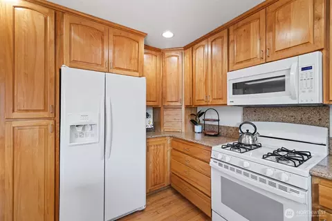 921 E Willow St, Sequim, WA 98382 photo 16